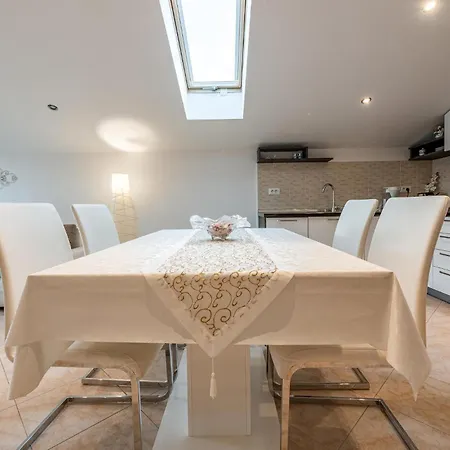 2 Bedroom Lovely Apartment In Zadar