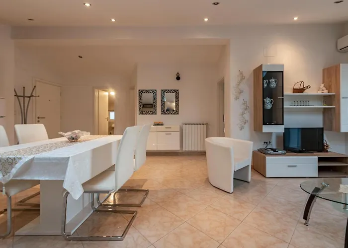 Apartment Apartment Hrvoja 05