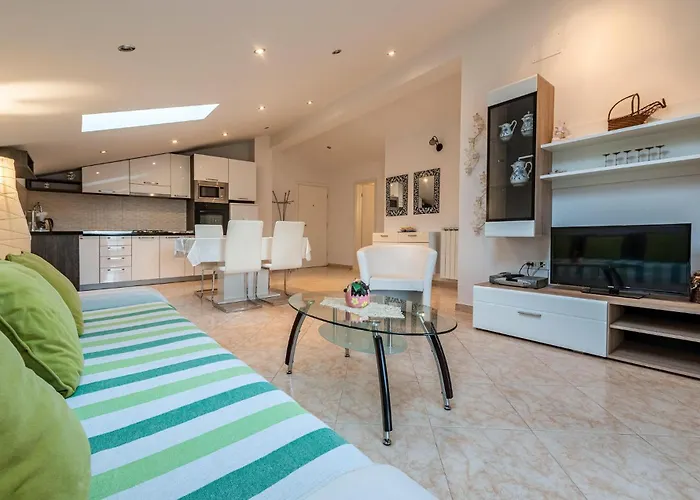 Apartment Apartment Hrvoja 05 *